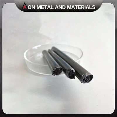 Silicio kalcio lydinio viela su šerdimi